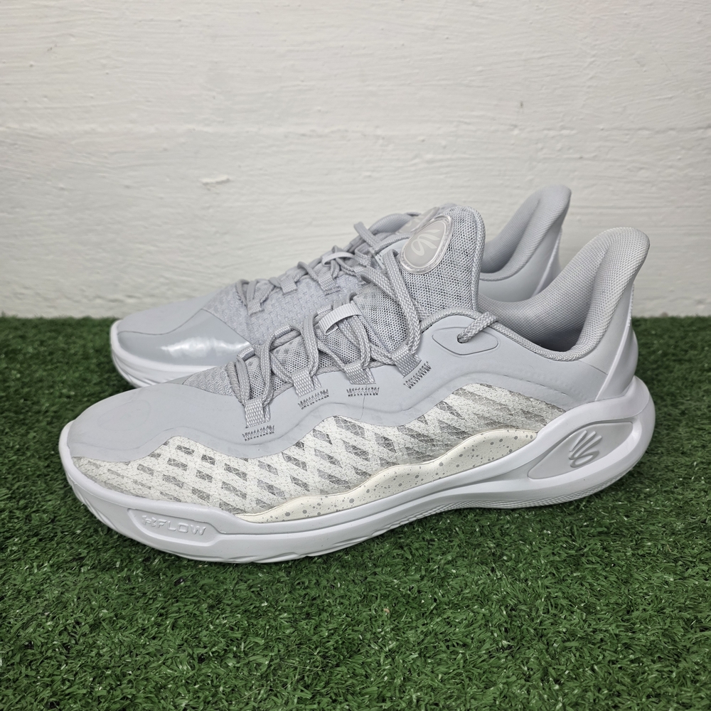 Under Armour Curry Flow 11 TB Mens Size 9.5 Halo Grey White 3027637-101